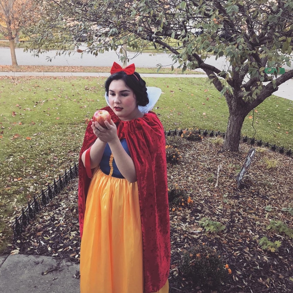 Meet your Posher, Hannah